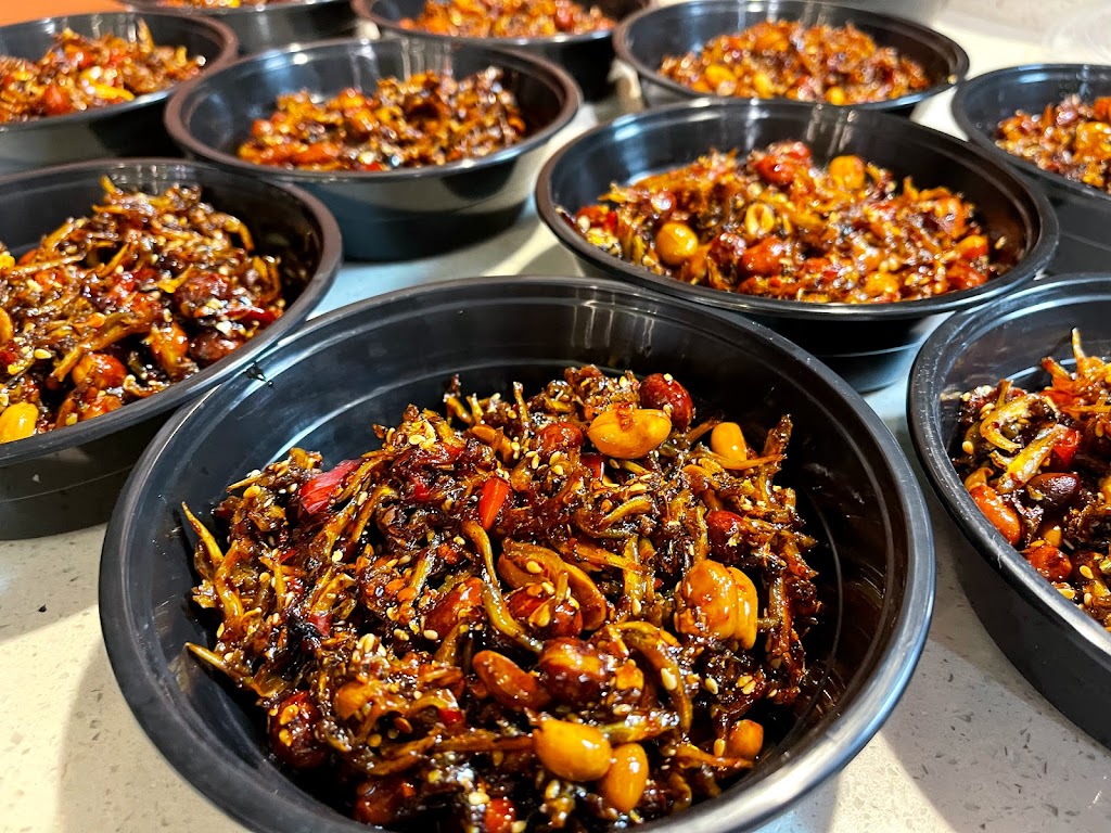 湖南嗦粉Hunan Noodle & 喵喵鸭 | restaurant | 3636 Prince St #102, Queens, NY 11354, USA | 9293914633 OR +1 929-391-4633