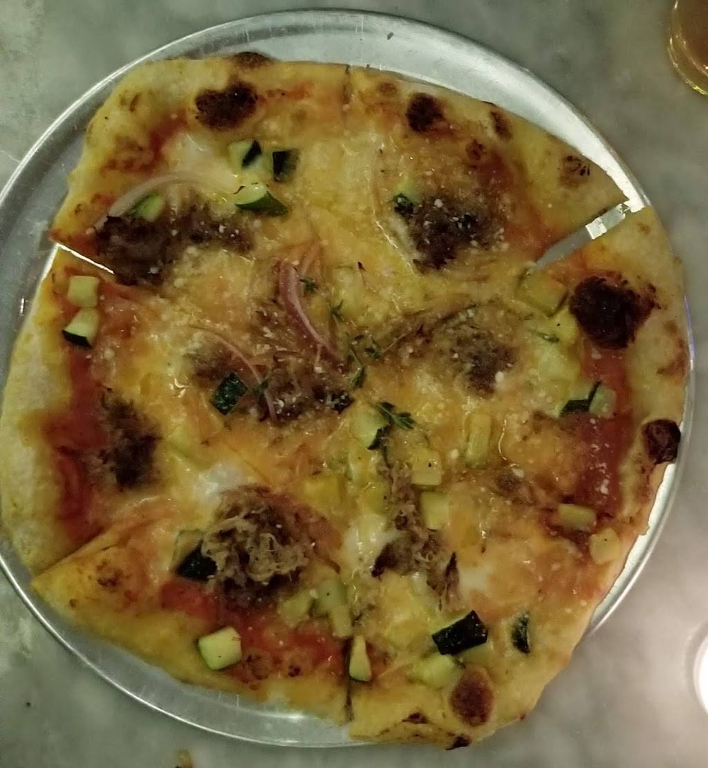 The Connection Pizza & Bar | restaurant | 1100 S Lamar Blvd Suite 2140, Austin, TX 78704, USA | 5122849867 OR +1 512-284-9867