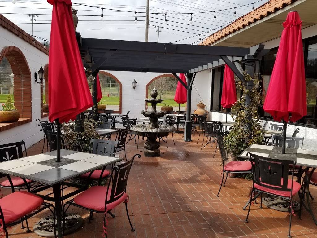 The Mad Greek Restaurant | restaurant | 2419 Volunteer Pkwy, Bristol, TN 37620, USA | 4239684848 OR +1 423-968-4848