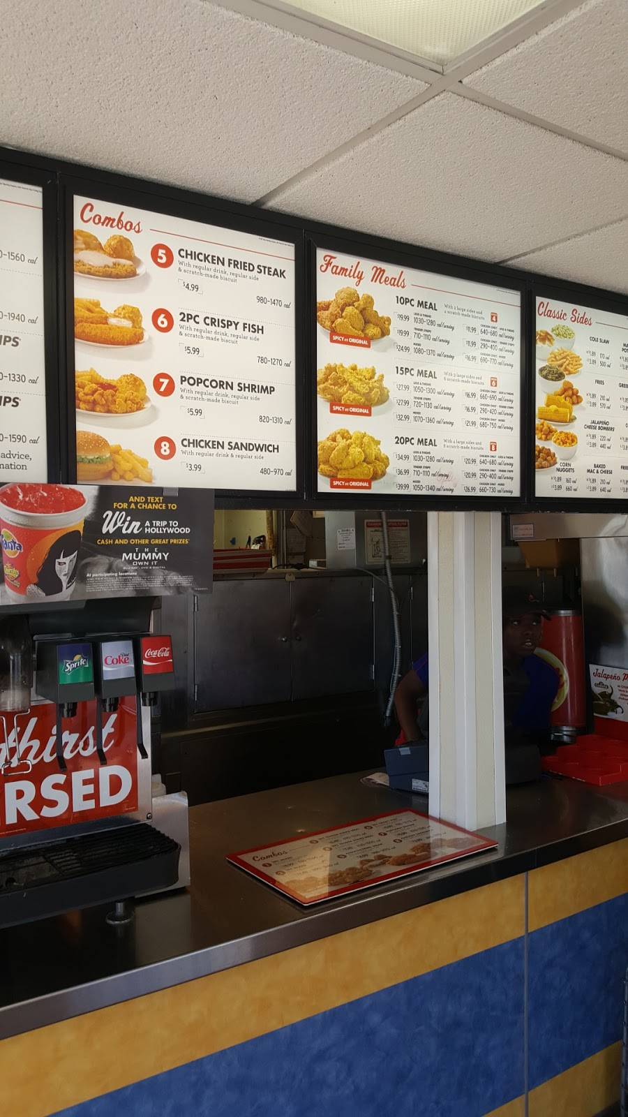 Churchs Chicken | restaurant | 1025 W Camp Wisdom Rd, Dallas, TX 75232, USA | 2143759097 OR +1 214-375-9097