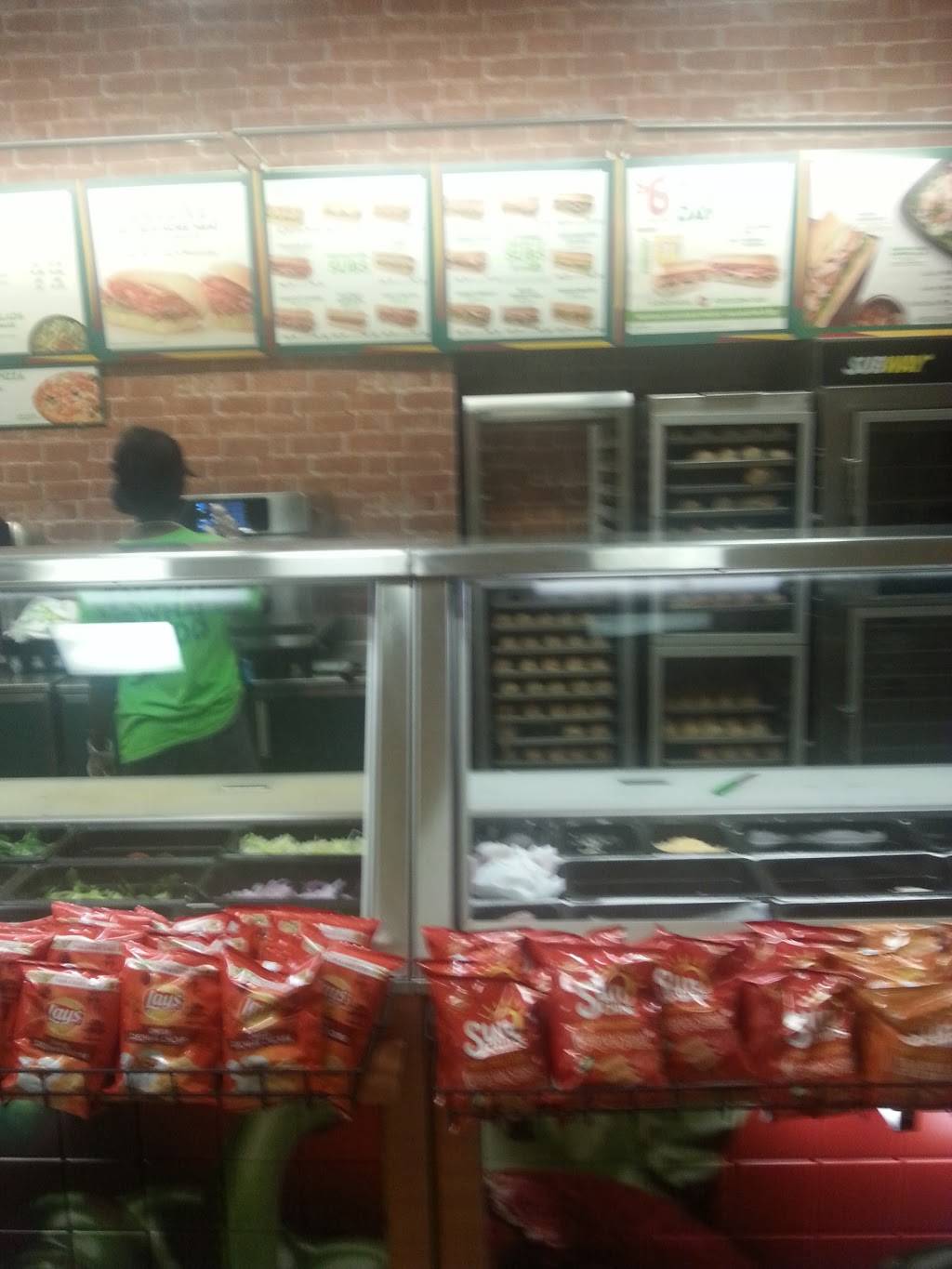Subway | restaurant | 2105 Richard Arrington Jr Blvd N, Birmingham, AL 35203, USA | 2053977827 OR +1 205-397-7827