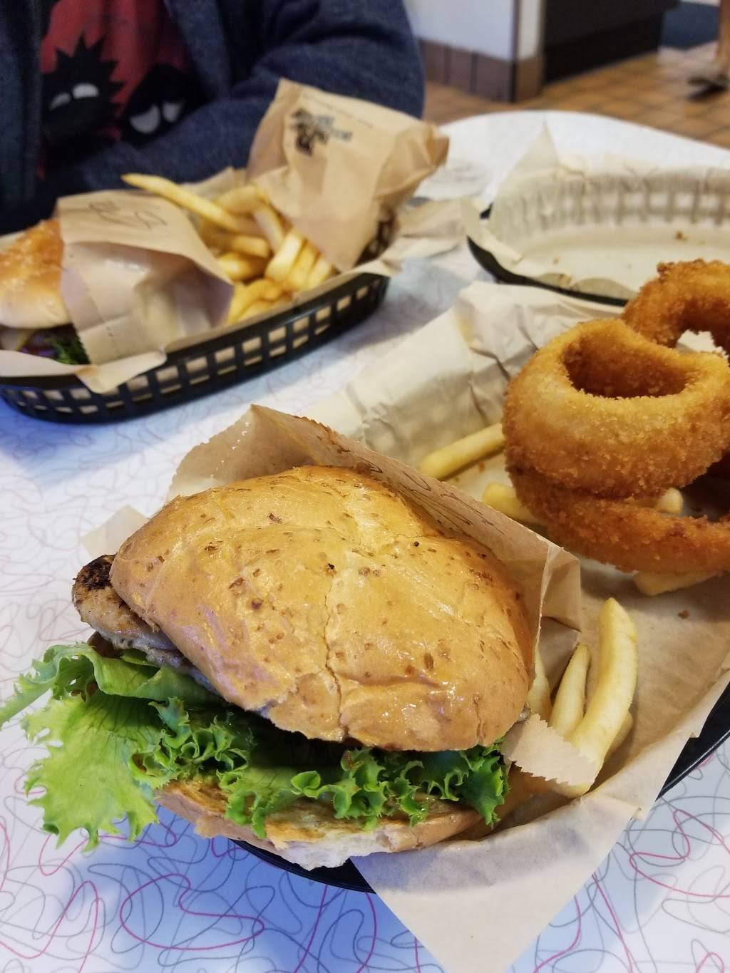 Burgerville | meal takeaway | 8671 N Ivanhoe St, Portland, OR 97203, USA | 5032868600 OR +1 503-286-8600