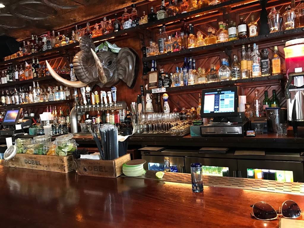 Roccos Tacos & Tequila Bar | restaurant | 110 E Atlantic Ave, Delray Beach, FL 33444, USA | 5618081100 OR +1 561-808-1100