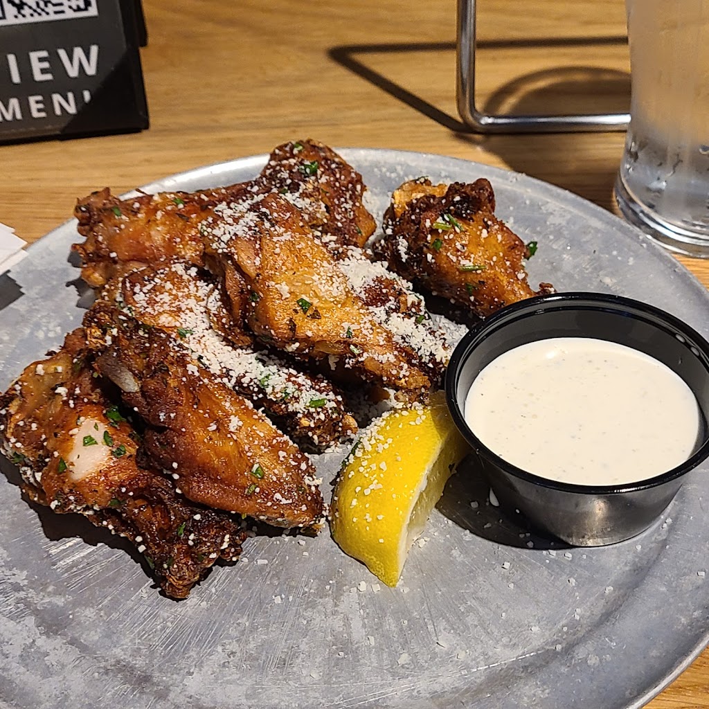 Maxs Coal Oven Pizzeria | restaurant | 300 Marietta St NW, Atlanta, GA 30313, USA | 4049742941 OR +1 404-974-2941