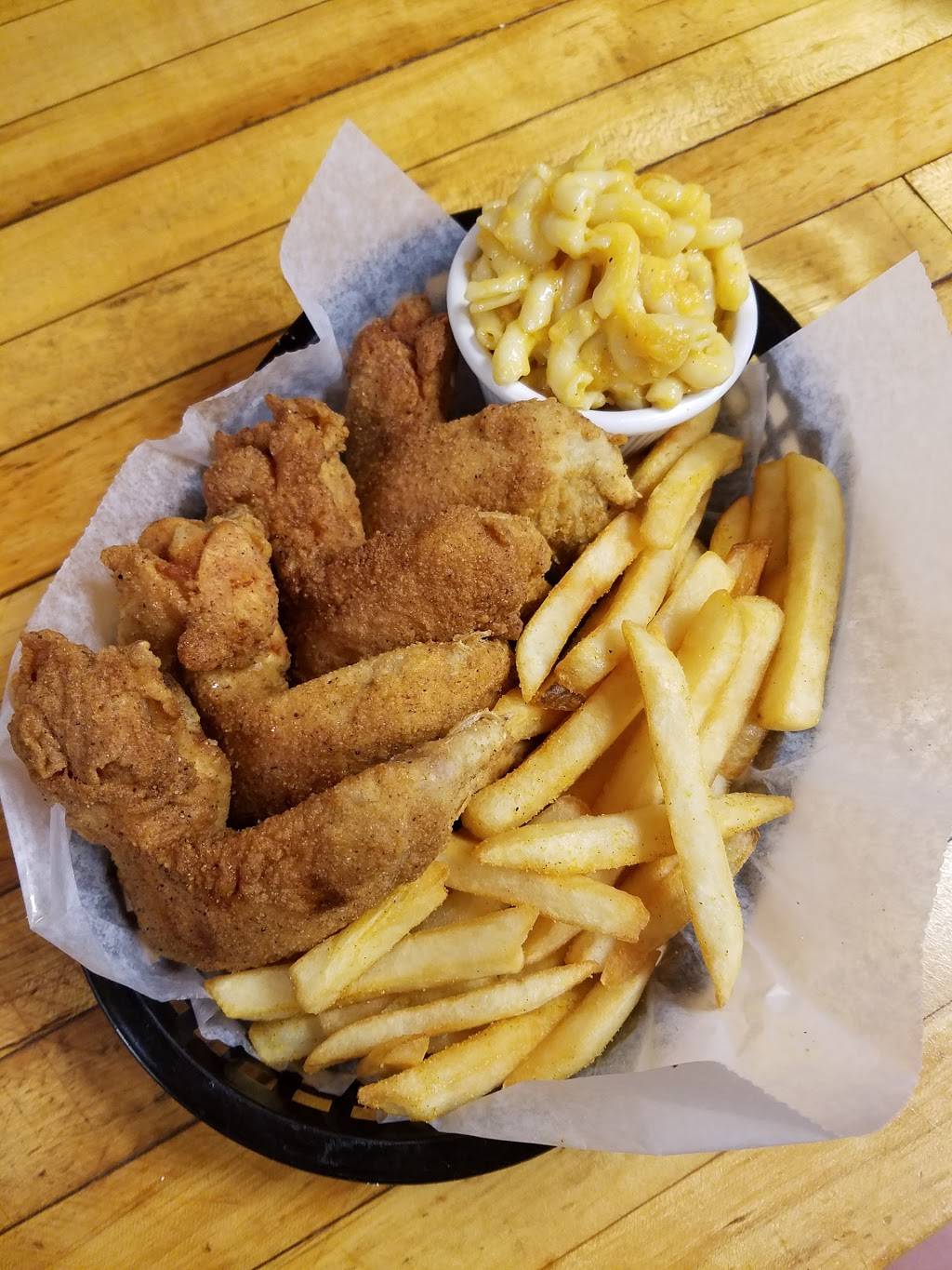 LVs Restaurant | restaurant | 1565 Briarfield Rd, Hampton, VA 23666, USA | 7578385888 OR +1 757-838-5888