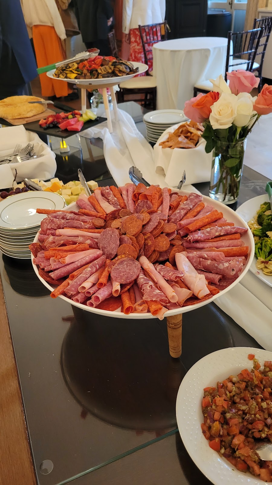 Foodies Cafe | restaurant | 280 Westbury Ave, Carle Place, NY 11514, USA | 5165573702 OR +1 516-557-3702