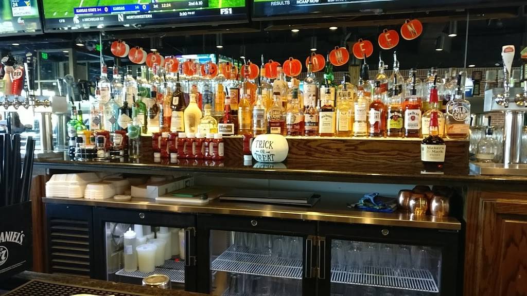 Saints Pub + Patio Lenexa City Center | restaurant | 16804 W 89th St, Lenexa, KS 66219, USA | 9138273583 OR +1 913-827-3583