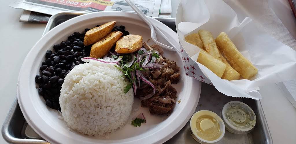 Estacion Inka | restaurant | 604 University Ave, Madison, WI 53715, USA | 6084673010 OR +1 608-467-3010