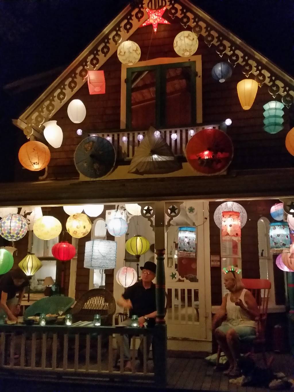 The Sweet Life Café | restaurant | 63 Circuit Ave, Oak Bluffs, MA 02557, USA | 5086960200 OR +1 508-696-0200