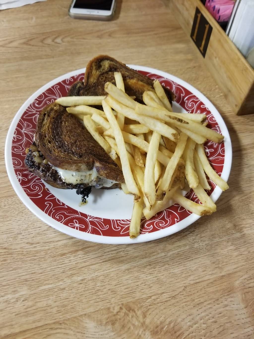 Fort Worth | restaurant | 526 S 5th St, Keokuk, IA 52632, USA | 3195249880 OR +1 319-524-9880