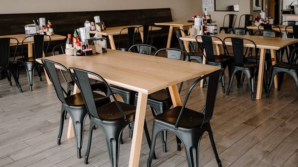 The Pho Spoon | restaurant | 9360 N Sam Houston Pkwy E #400, Humble, TX 77396, USA | 2817410277 OR +1 281-741-0277