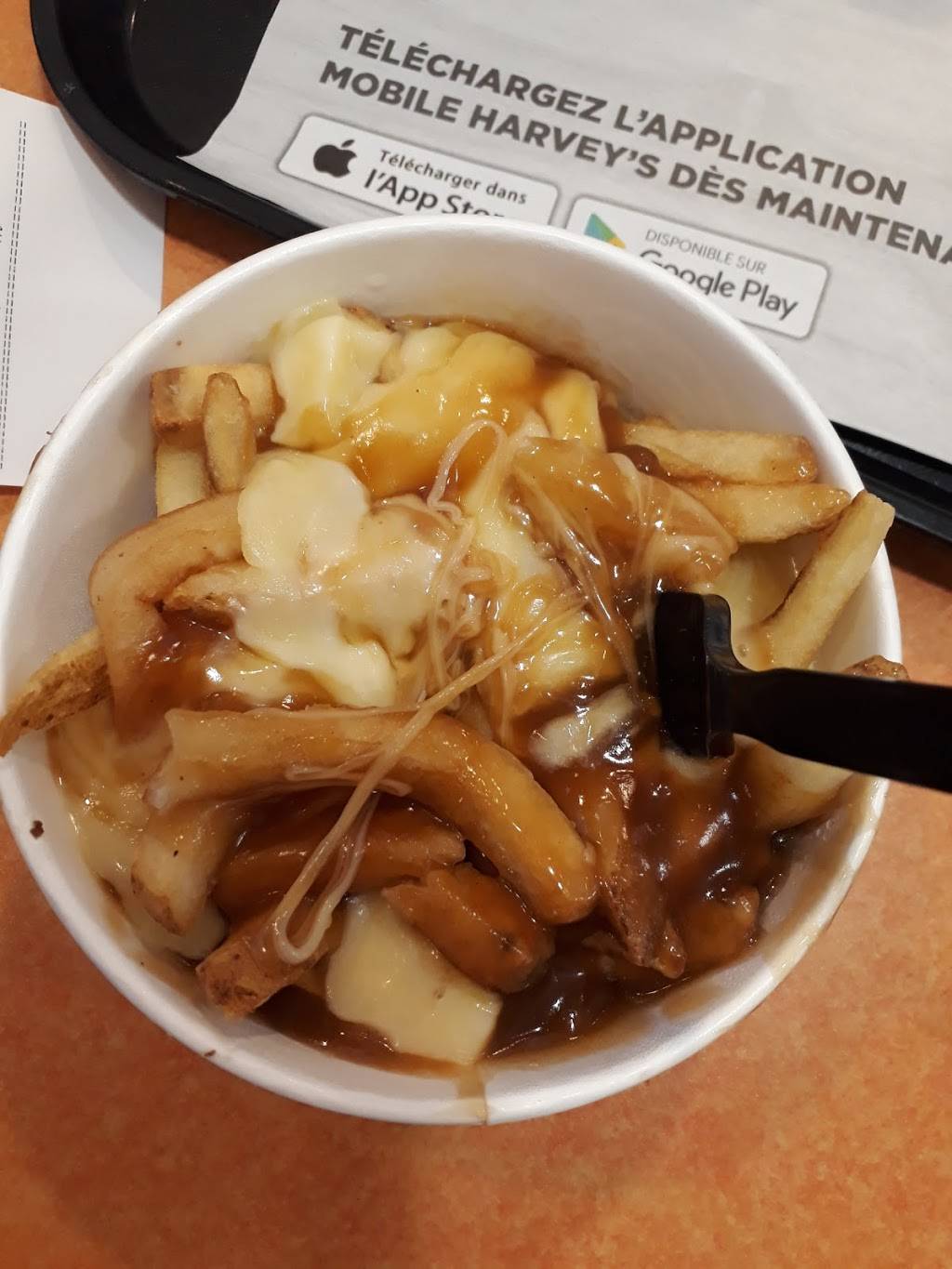 Harveys | restaurant | 180 Boulevard Gréber, Gatineau, QC J8T 6K2, Canada | 8192433024 OR +1 819-243-3024