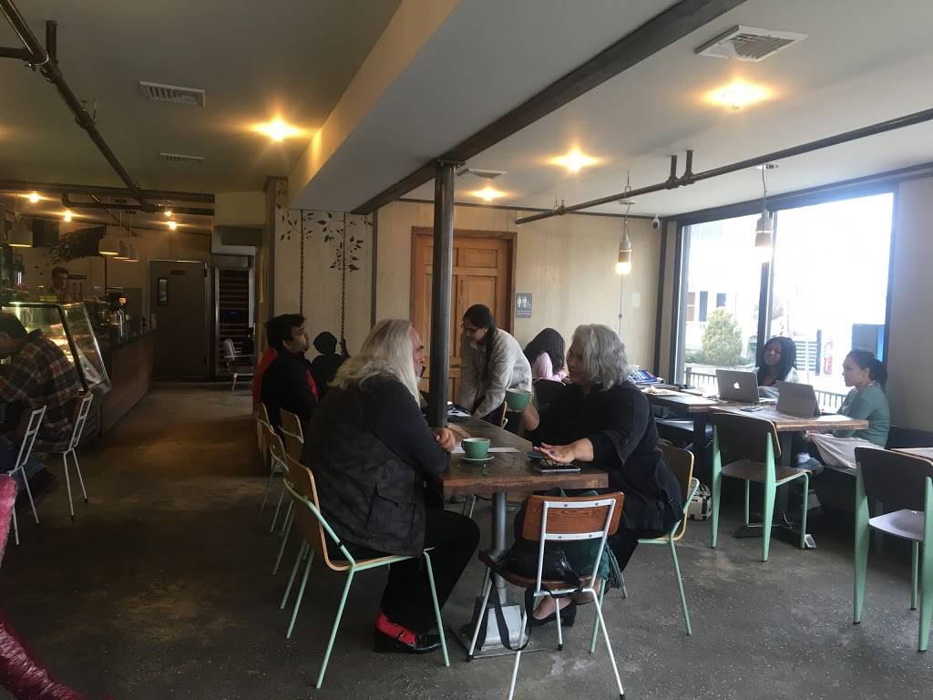 Locals Cafe | restaurant | 106 E Main St, Port Jefferson, NY 11777, USA | 6315090627 OR +1 631-509-0627