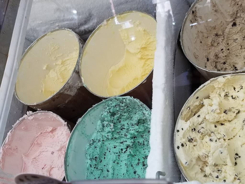 Dunkin Donuts | cafe | 5959 W Diversey Ave, Chicago, IL 60639, USA | 7737450731 OR +1 773-745-0731