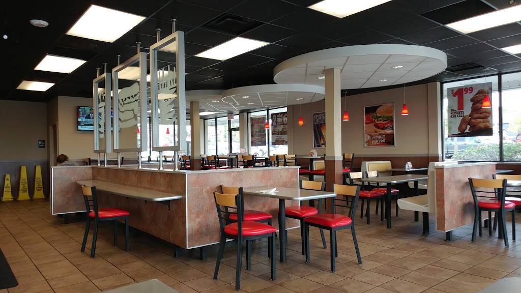 Burger King | restaurant | 320 Bayfield St, Barrie, ON L4M 3C1, Canada | 7057286780 OR +1 705-728-6780