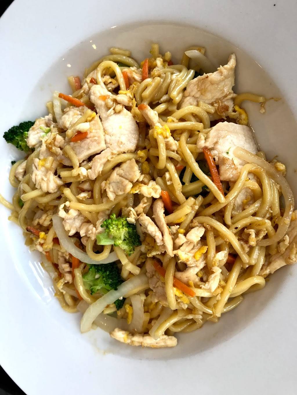 Jasmine Thai Cuisine and Sushi Bar | restaurant | 506 N 12th St Suite E, Murray, KY 42071, USA | 2707618424 OR +1 270-761-8424