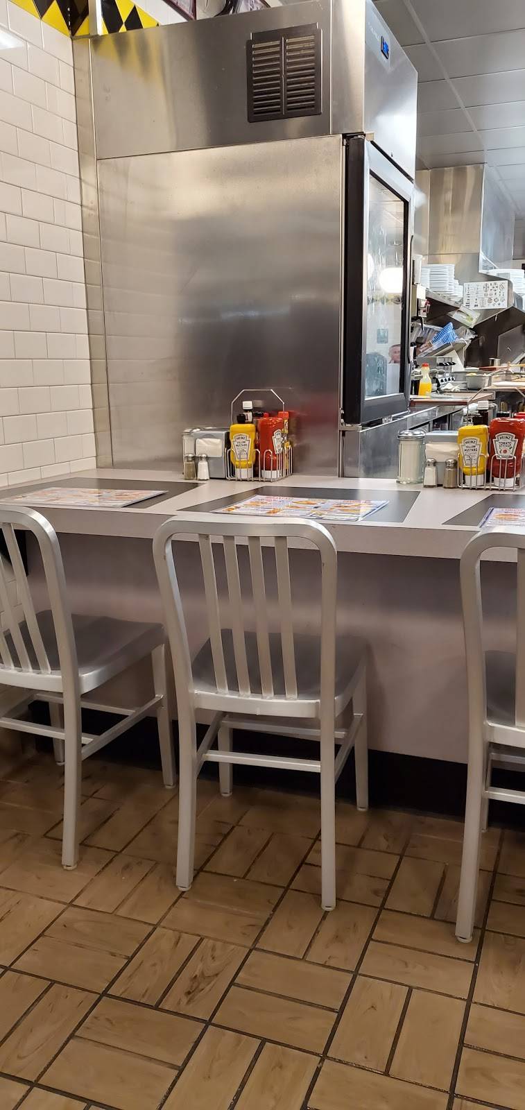 Waffle House | meal takeaway | 1080 OH-28, Milford, OH 45150, USA | 5134101838 OR +1 513-410-1838