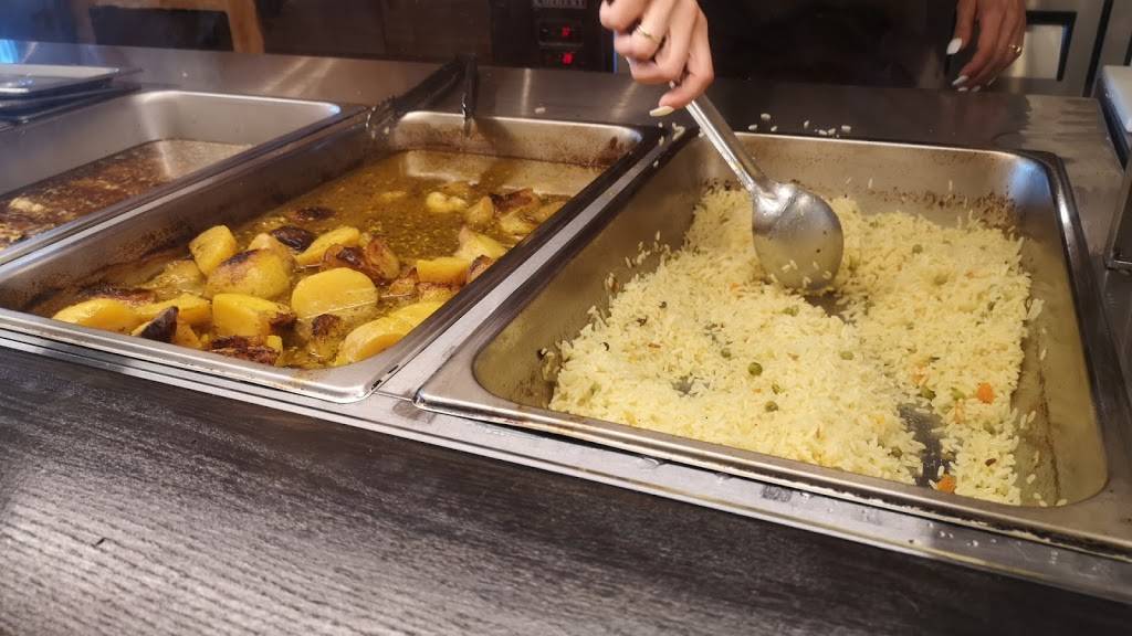 Yummy Souvlaki | restaurant | 200 Simcoe Ave, Keswick, ON L4P 2H7, Canada | 9059891515 OR +1 905-989-1515