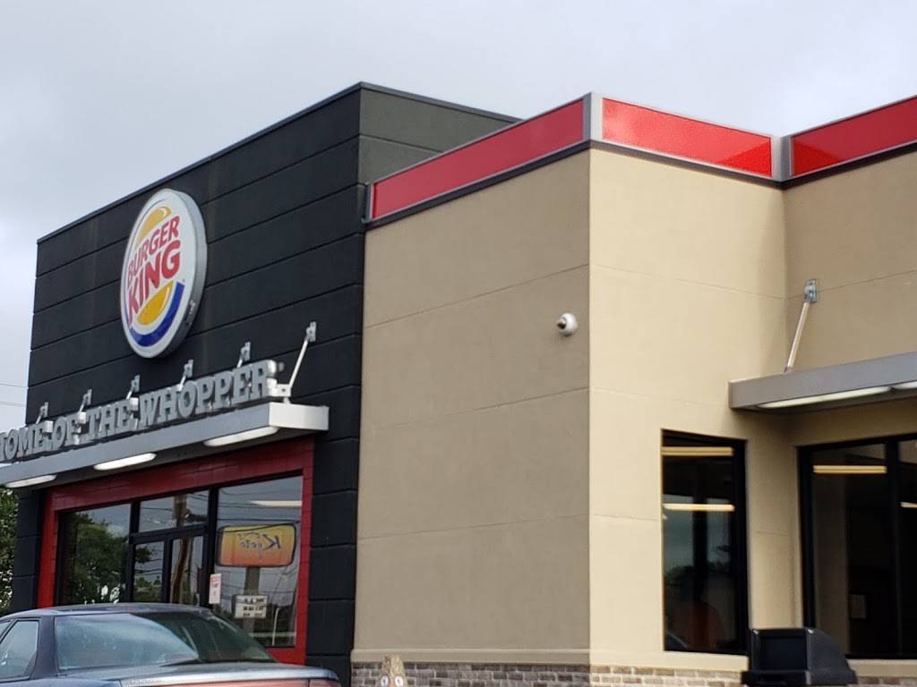 Burger King | restaurant | 1450 Delaware Ave, McComb, MS 39648, USA | 6012492074 OR +1 601-249-2074