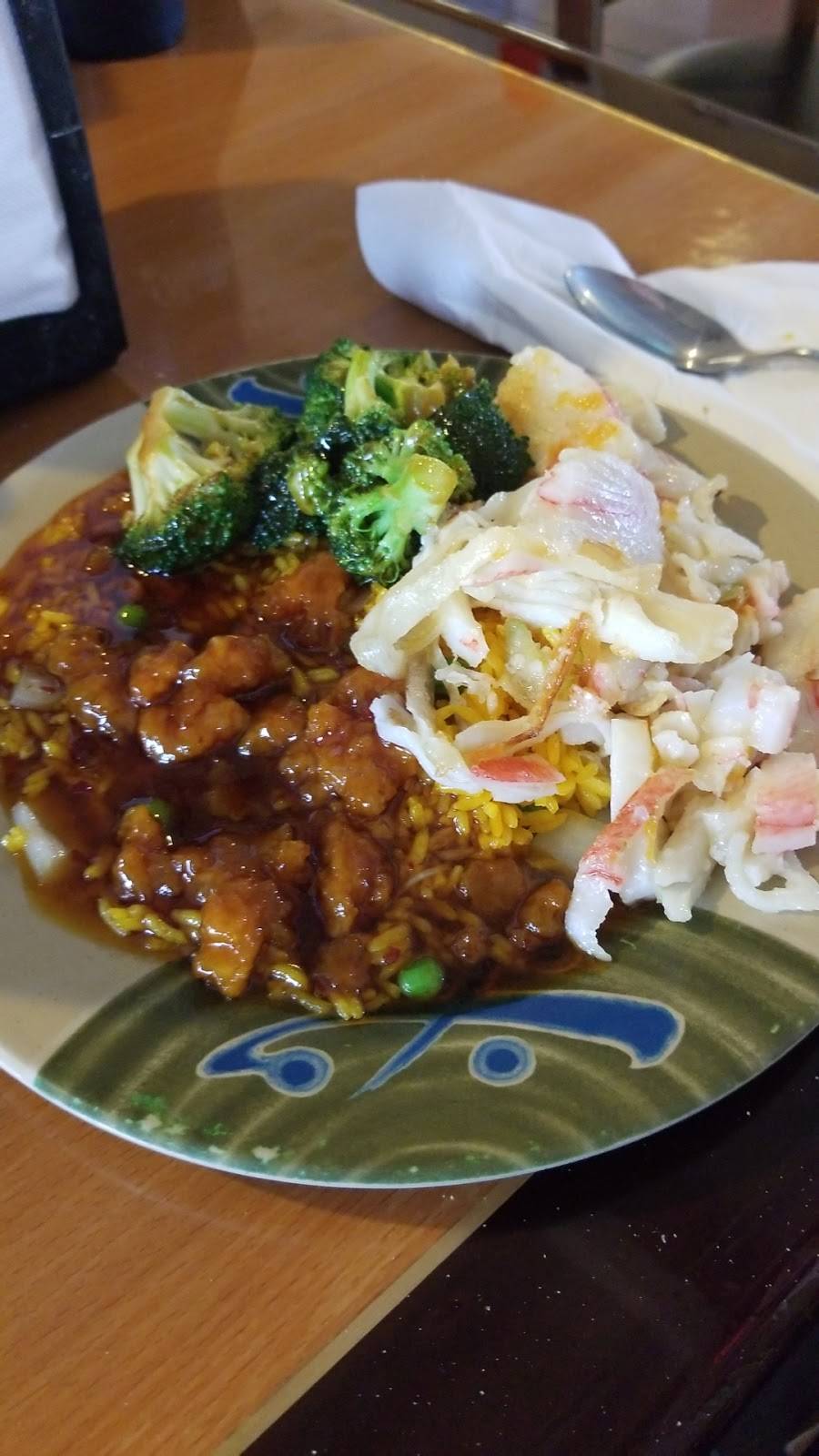 Shangri La Asian Buffet | restaurant | 3366 Halifax Rd, South Boston, VA 24592, USA | 4345721688 OR +1 434-572-1688