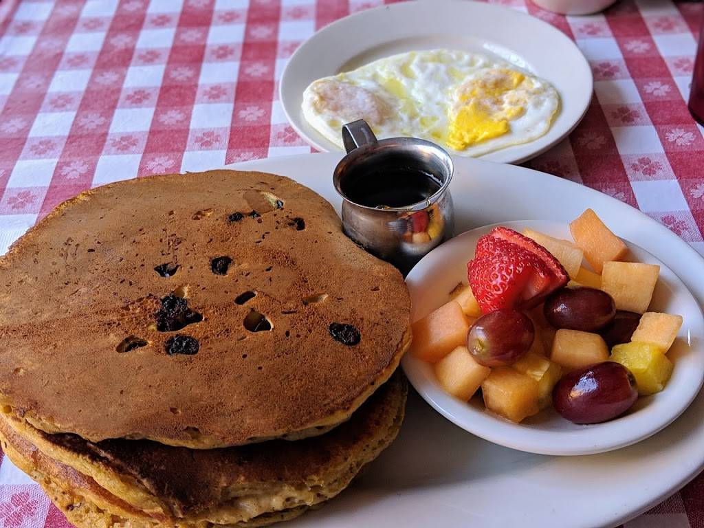 Cowgirl | restaurant | 519 Hudson St, New York, NY 10014, USA | 2126331133 OR +1 212-633-1133