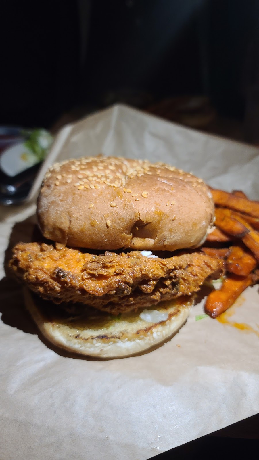 jm Curley | restaurant | 21 Temple Pl, Boston, MA 02111, USA | 6173385333 OR +1 617-338-5333