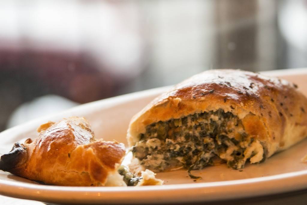 Barnyard Cheese Shop | meal takeaway | 168 Avenue B, New York, NY 10009, USA | 2126742276 OR +1 212-674-2276