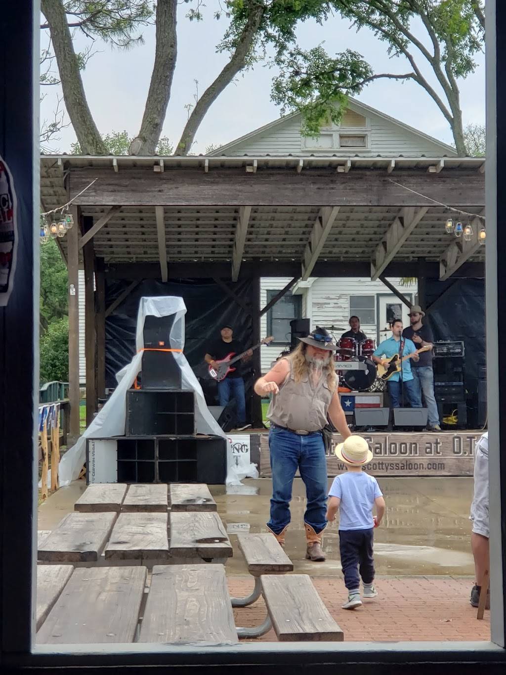 Scottys Saloon at the OTP | restaurant | 9903 FM 2759 Rd, Richmond, TX 77469, USA | 7135601804 OR +1 713-560-1804