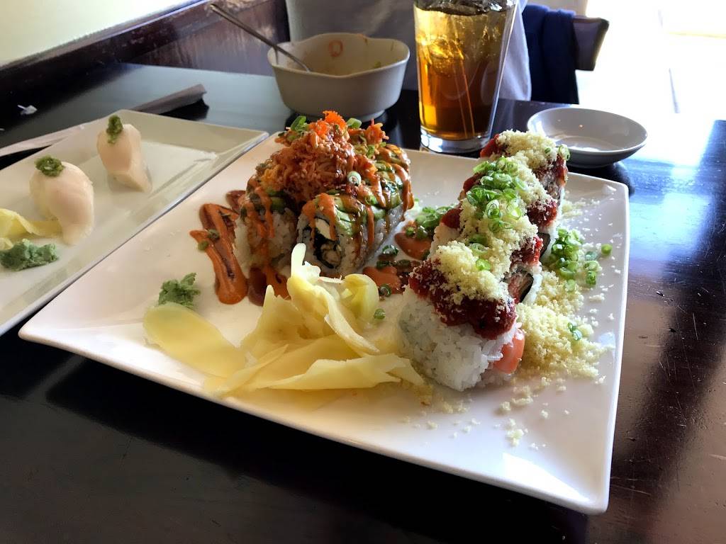 Sakura Blue | restaurant | 4600 Shelbyville Rd #118, Louisville, KY 40207, USA | 5028973600 OR +1 502-897-3600