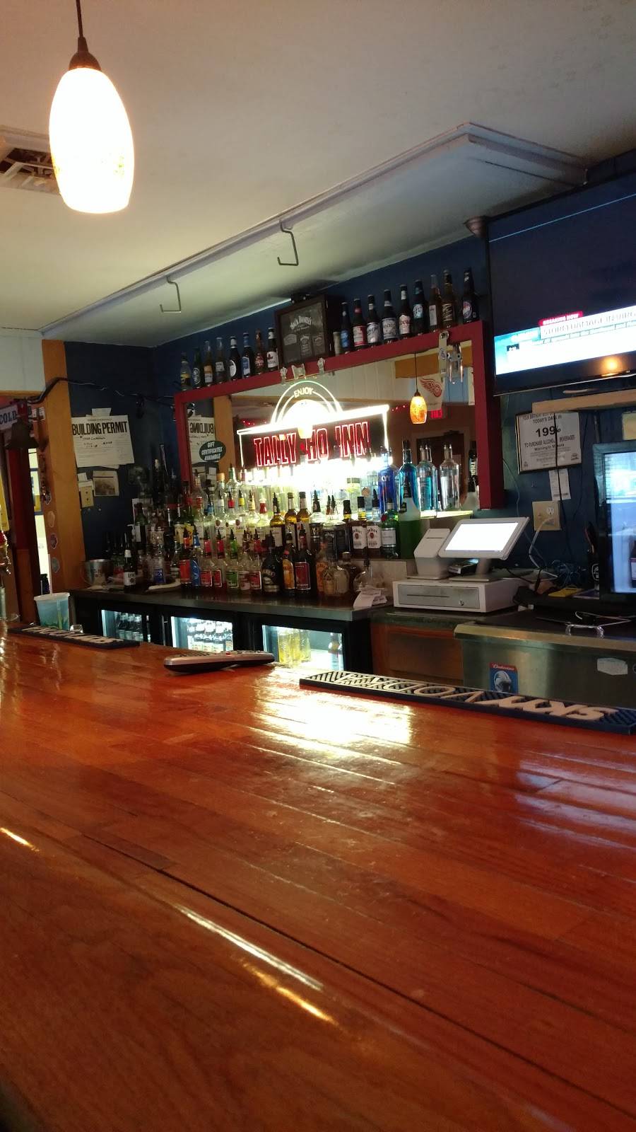 Tally Ho Bar & Grill | restaurant | 7933 Lakeshore Rd, North Lakeport, MI 48059, USA | 8103207101 OR +1 810-320-7101