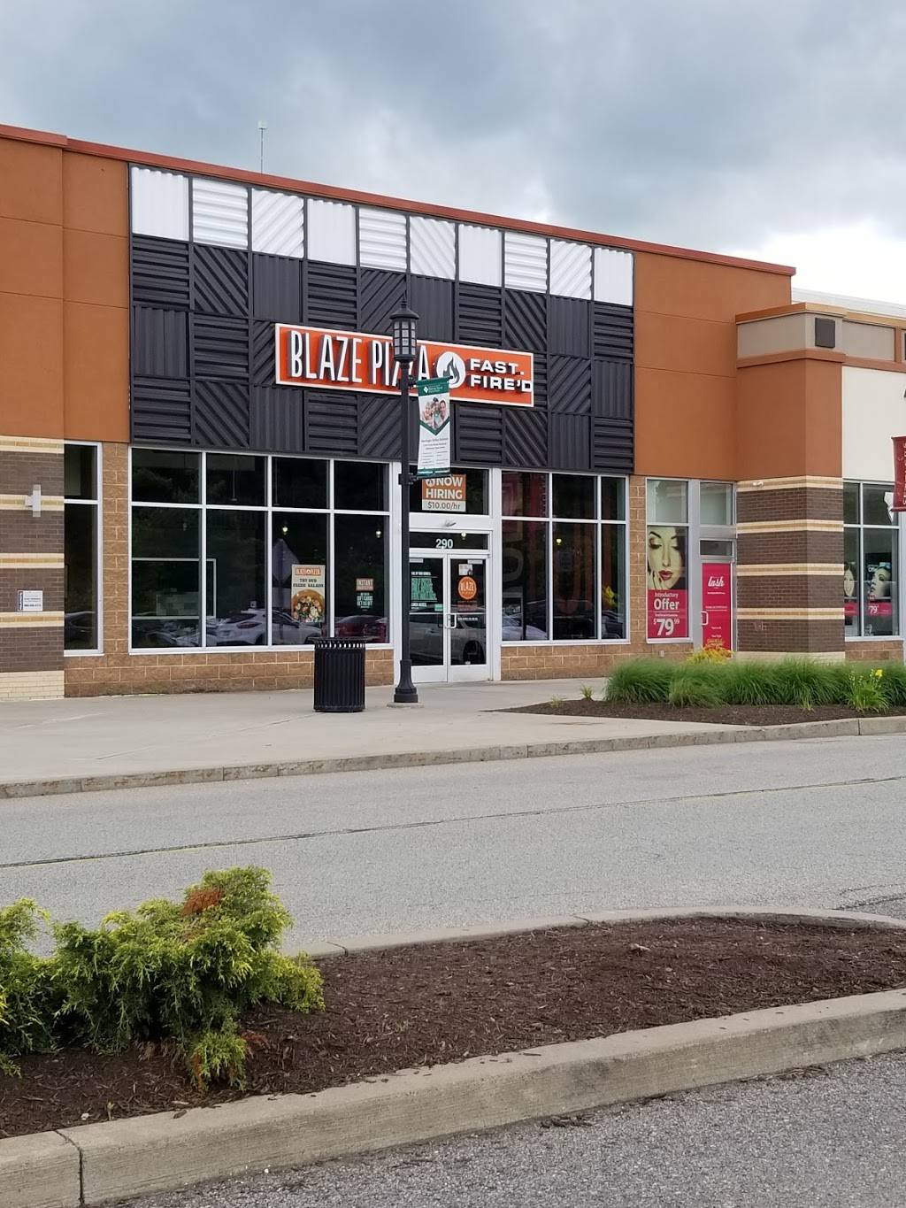 Blaze Pizza | meal takeaway | 290 Settlers Ridge Center Dr, Pittsburgh, PA 15205, USA | 4122041149 OR +1 412-204-1149