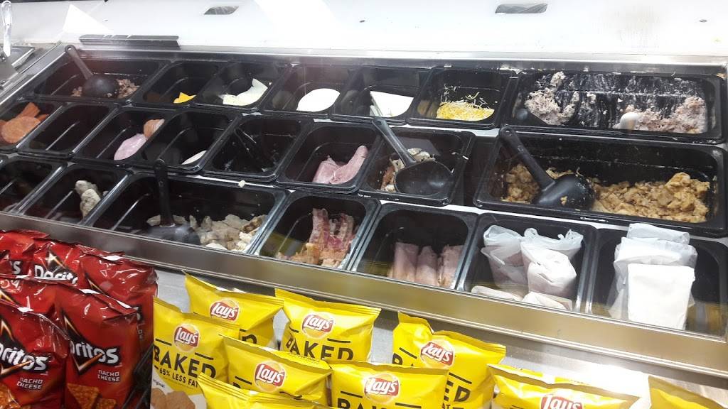 Subway | restaurant | 7024 SW 24th St, Miami, FL 33155, USA | 7865425531 OR +1 786-542-5531