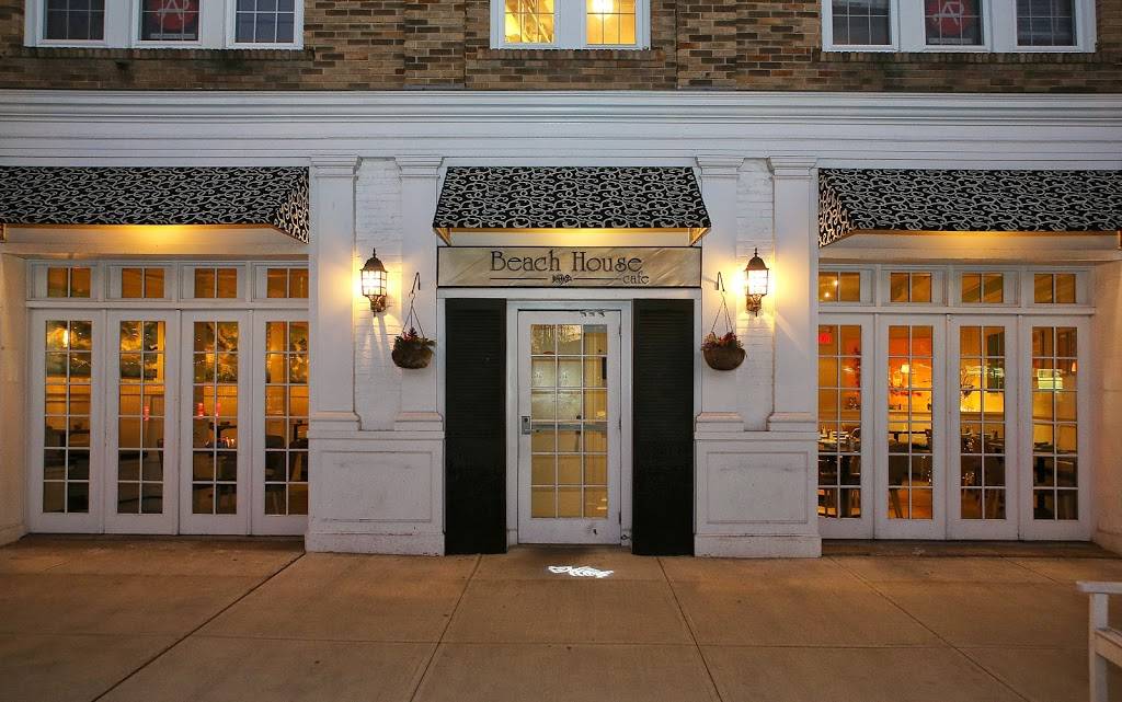 Beach House Cafe | restaurant | 220 Sound Beach Ave, Old Greenwich, CT 06870, USA | 2036370367 OR +1 203-637-0367