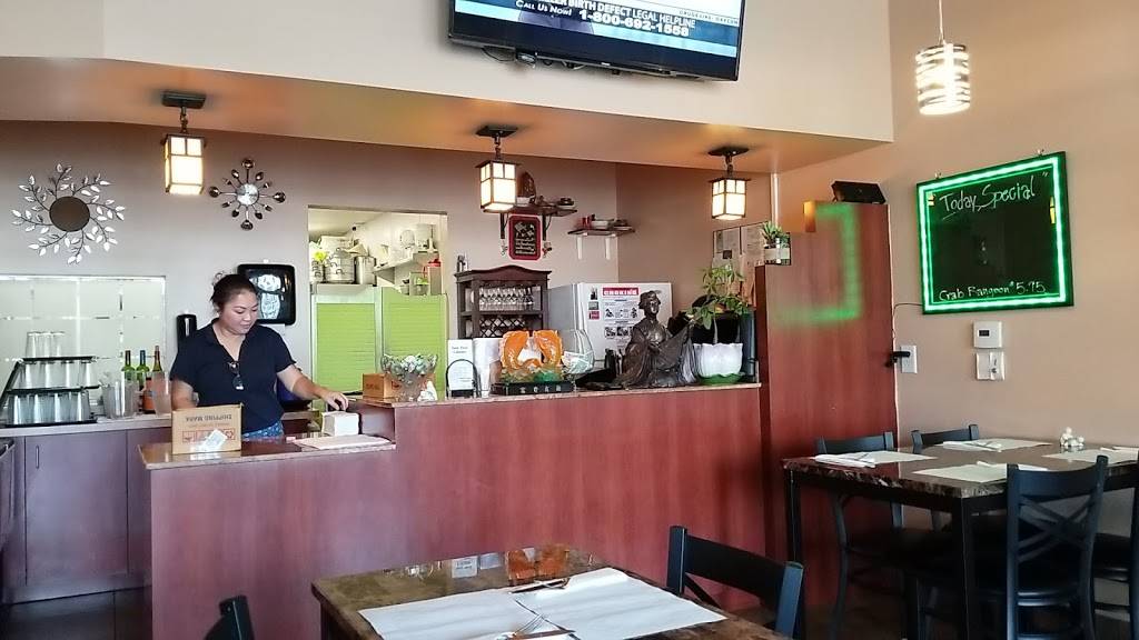 New Thai Cuisine | restaurant | 9152 Forest Hill Blvd, Wellington, FL 33414, USA | 5614696221 OR +1 561-469-6221