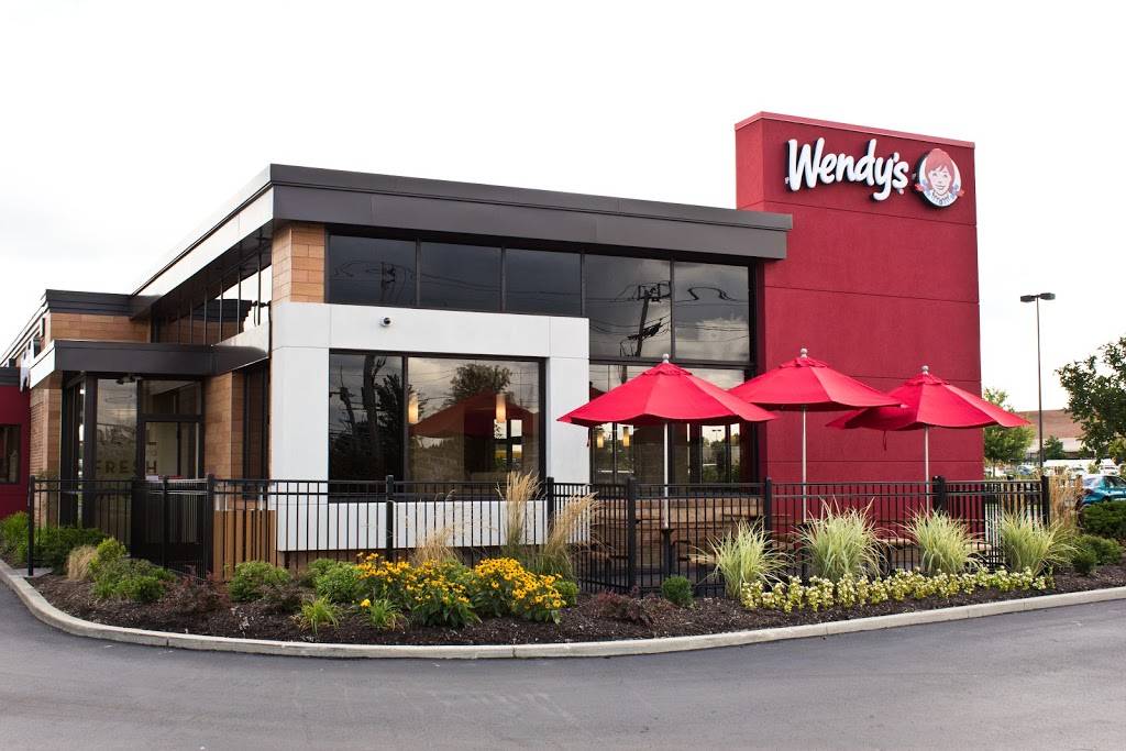 Wendys | restaurant | 5771 Maxtown Rd, Westerville, OH 43082, USA | 6148919738 OR +1 614-891-9738