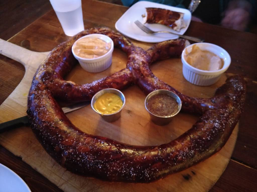 Prost! | restaurant | 2566 N Lincoln Ave, Chicago, IL 60614, USA | 7738809900 OR +1 773-880-9900