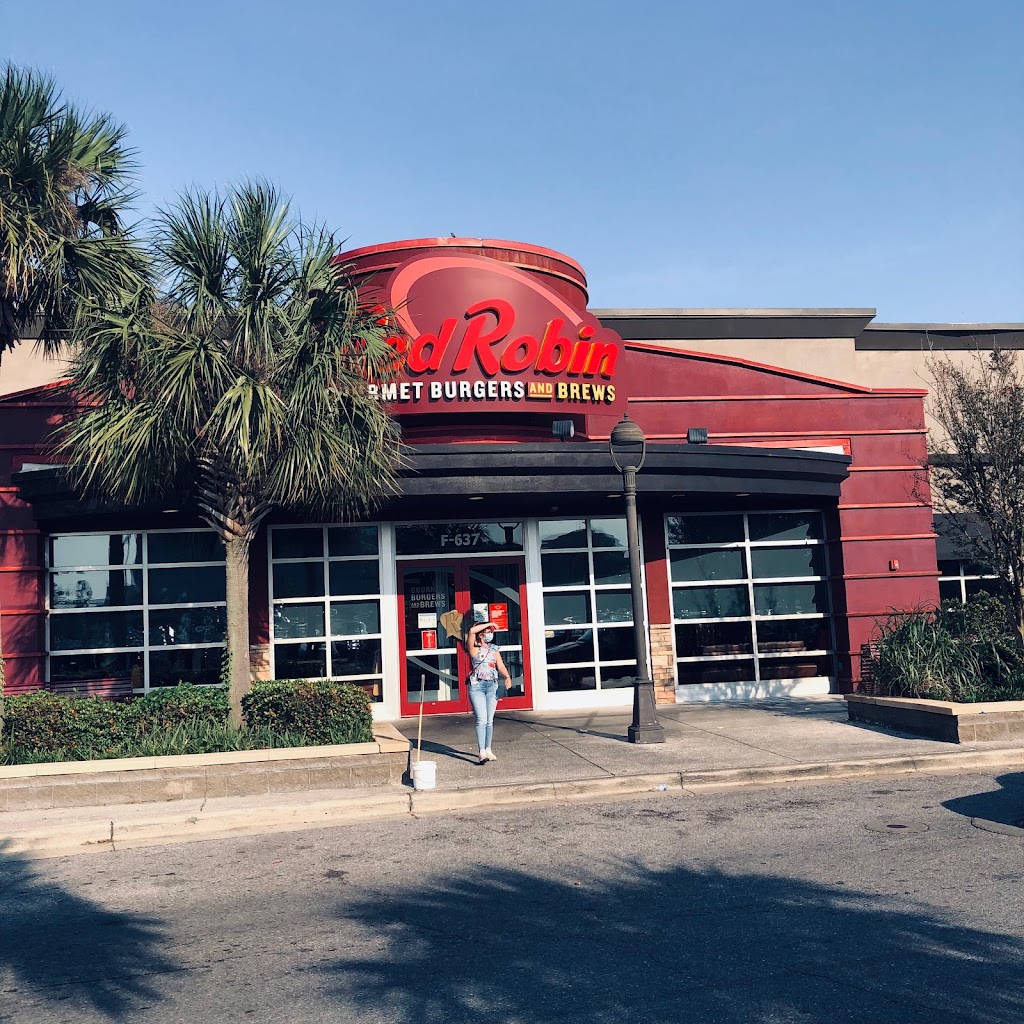 Red Robin Gourmet Burgers and Brews | restaurant | 5100 N 9th Ave Suite F637, Pensacola, FL 32504, USA | 8504710610 OR +1 850-471-0610