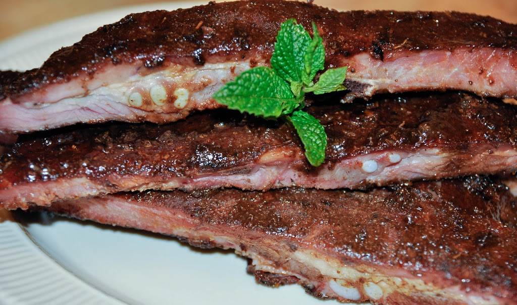 Lil Red Takeout & Catering | restaurant | 4225 Rainier Ave S, Seattle, WA 98118, USA | 2067602931 OR +1 206-760-2931