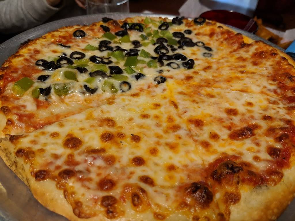 Uncle Jacks Pizzeria & Pub | restaurant | 20 S Mechanic St, Cumberland, MD 21502, USA | 3017241110 OR +1 301-724-1110