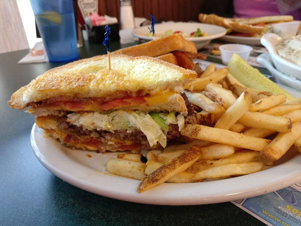 Metro Diner | cafe | 250 Palm Coast Pkwy NE #205, Palm Coast, FL 32137, USA | 3869514490 OR +1 386-951-4490