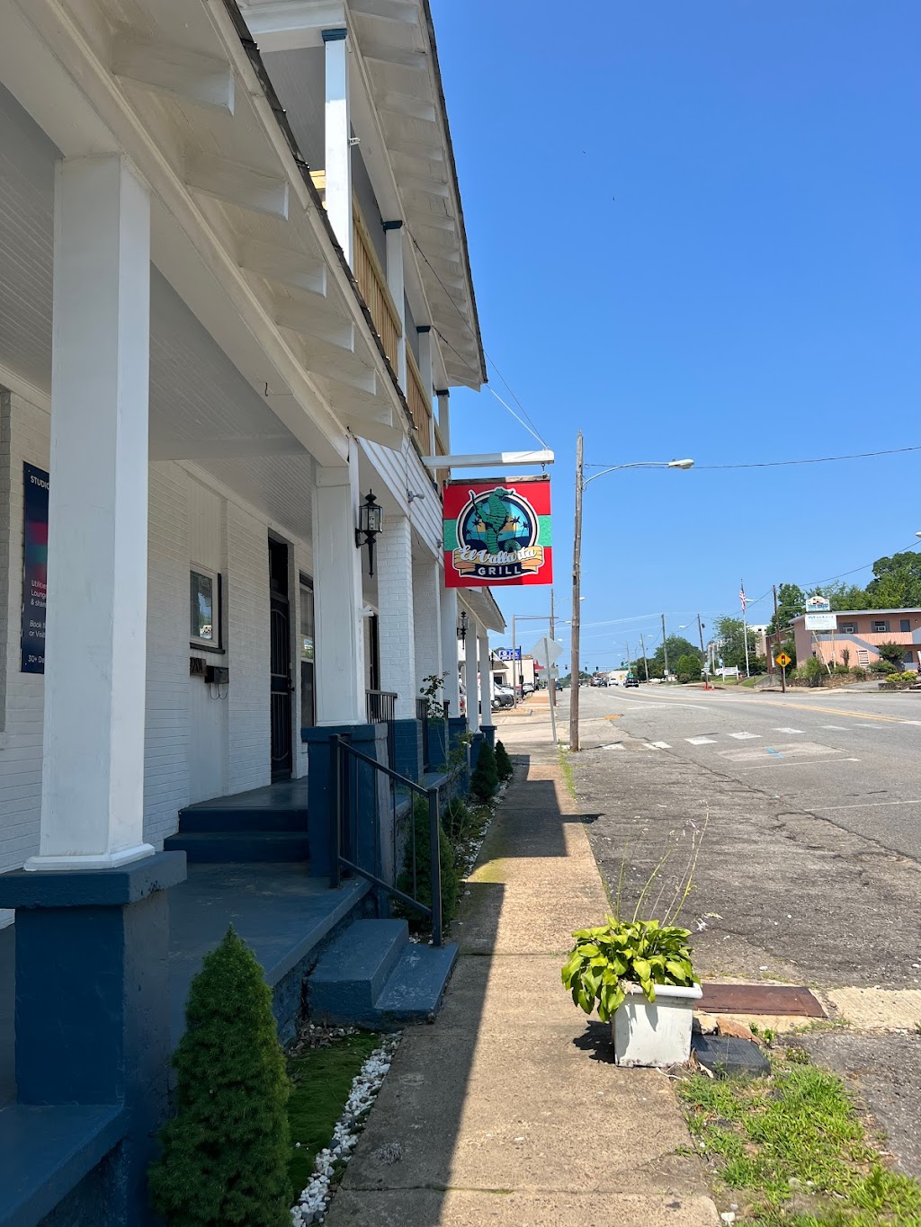 El Vallarta Grill | restaurant | 201 E Main St, Heber Springs, AR 72543, USA | 5013657008 OR +1 501-365-7008