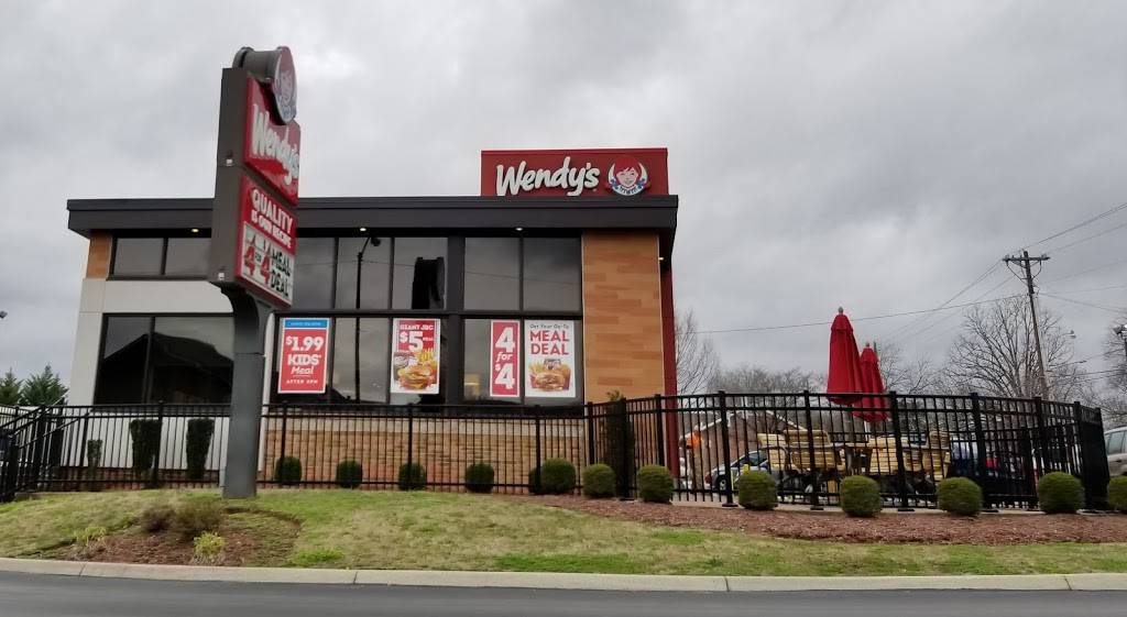 Wendys | restaurant | 230 N Willow Ave, Cookeville, TN 38501, USA | 9315201225 OR +1 931-520-1225