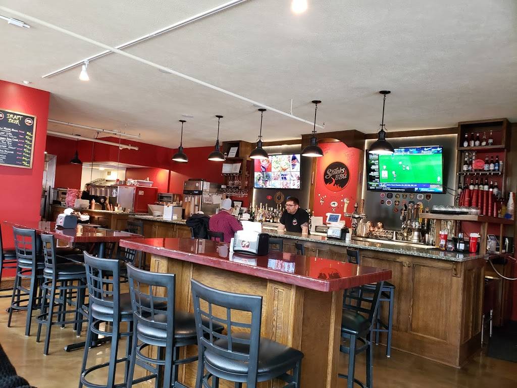 Sparks BBQ, Traverse City | restaurant | 201 E Front St, Traverse City, MI 49684, USA | 2316337800 OR +1 231-633-7800