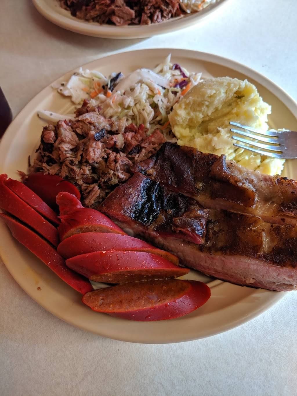 John & Cook`s Real Pit BBQ | restaurant | 1310 SW 21st St, Lawton, OK 73505, USA | 5802480036 OR +1 580-248-0036