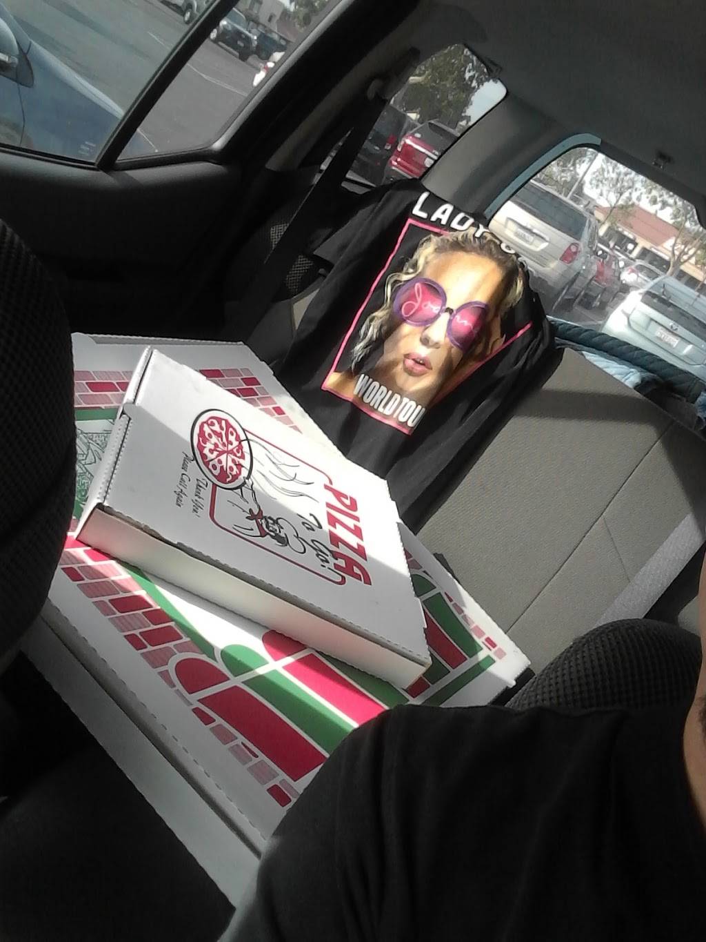 NY Giant Pizza | restaurant | Mira Mesa Square, 9388 Mira Mesa Blvd C, San Diego, CA 92126, USA | 8585669666 OR +1 858-566-9666