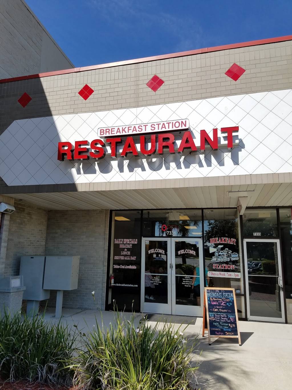 Breakfast Station | restaurant | 7331 Gall Blvd, Zephyrhills, FL 33541, USA | 8137024933 OR +1 813-702-4933