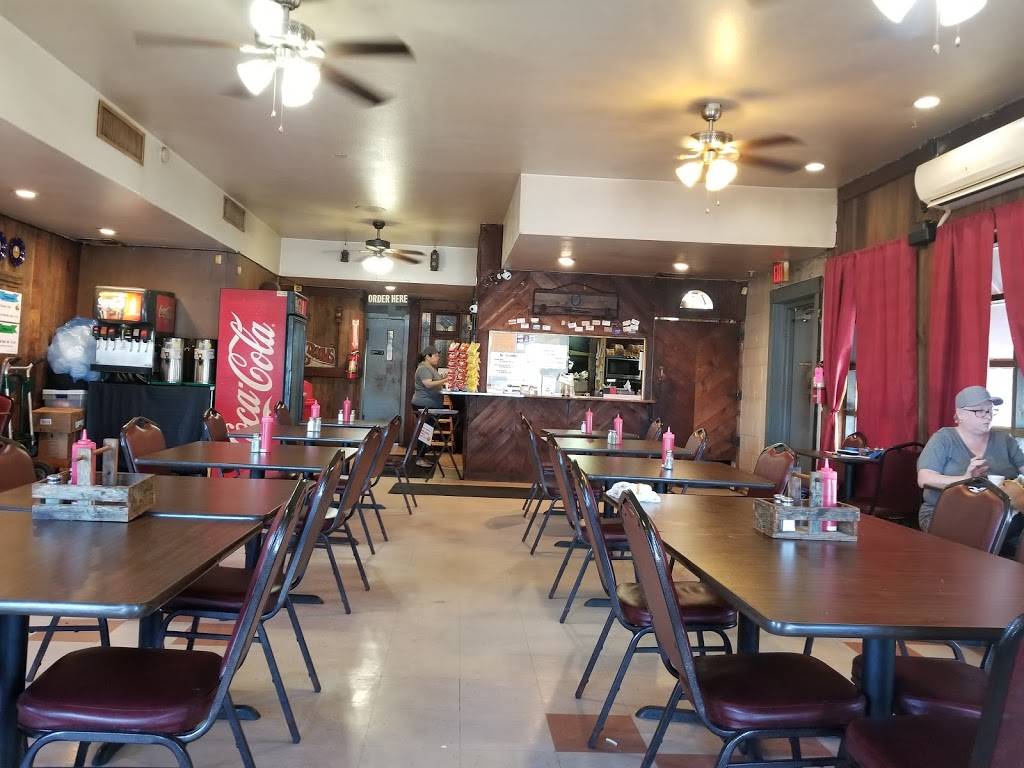 Old Smokehouse | restaurant | 5145 Fredericksburg Rd, San Antonio, TX 78229, USA | 2103405039 OR +1 210-340-5039