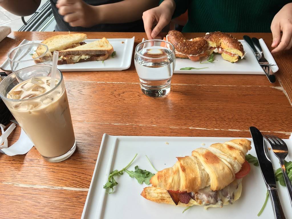 Simpli Bar & Bites | meal takeaway | 3840 Washington St, Boston, MA 02130, USA | 6174773093 OR +1 617-477-3093