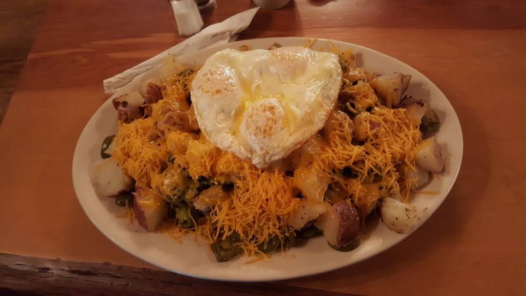 Annies At Lake Francis | restaurant | Dobbins, CA 95935, USA | 5306928919 OR +1 530-692-8919