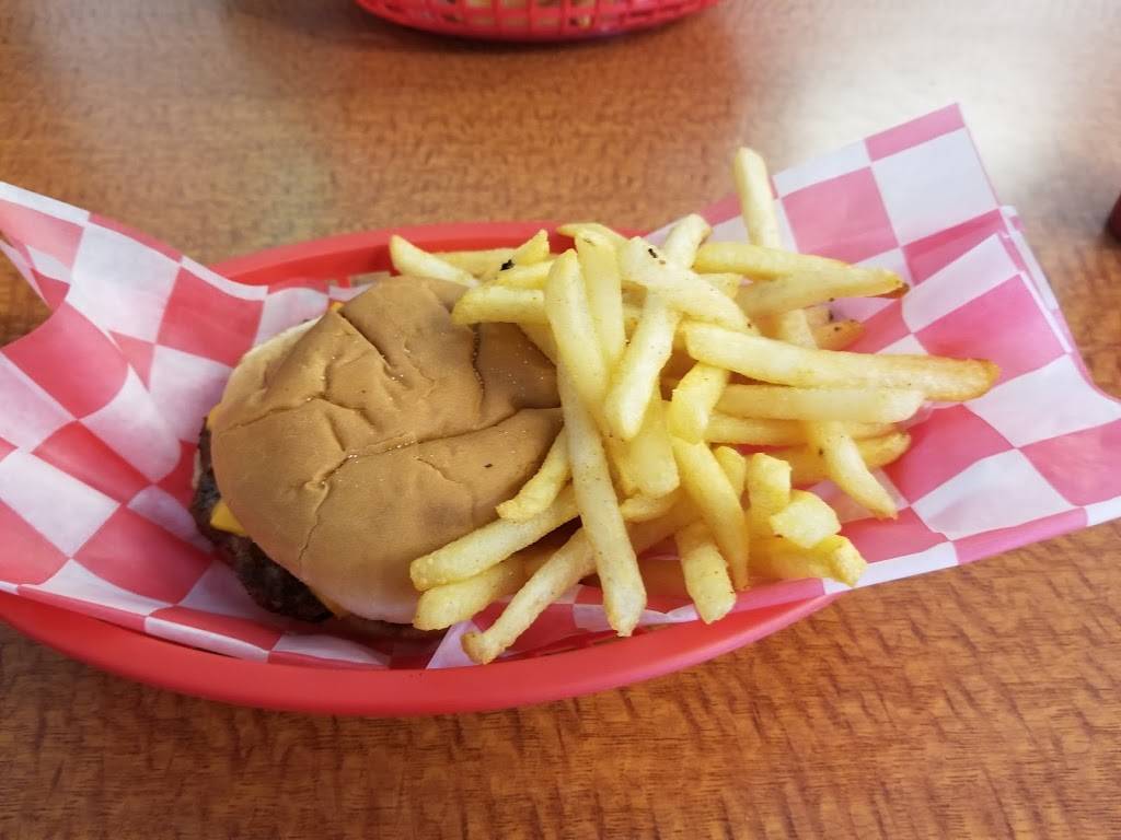 Golden Years Ice Cream Parlor and Diner / Food Truck | restaurant | 12835 U.S. HWY 231/431 N Suite E, Hazel Green, AL 35750, USA | 2566937192 OR +1 256-693-7192